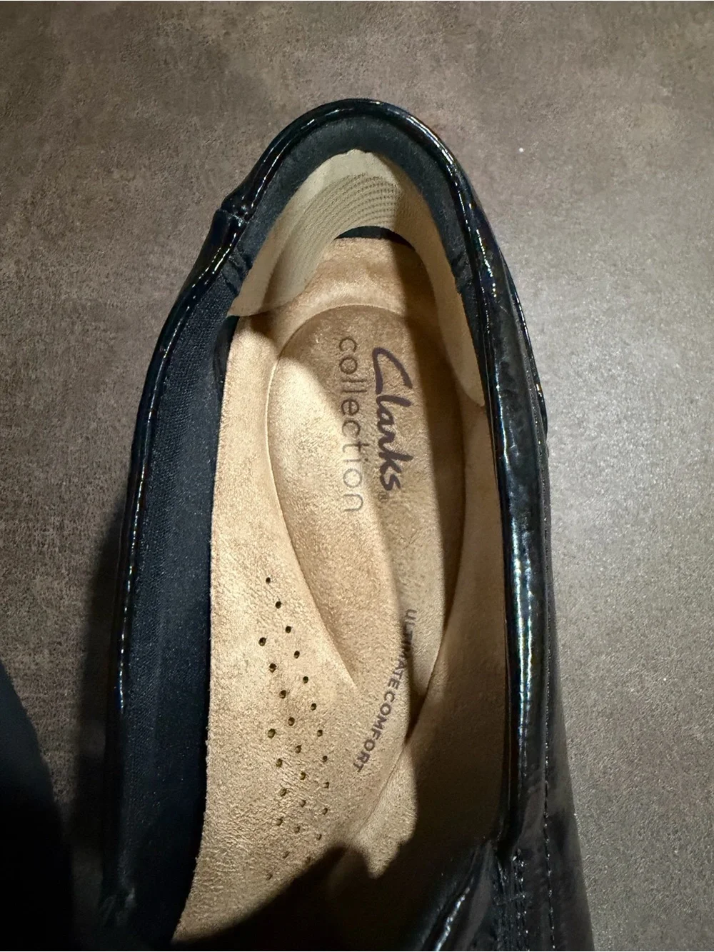 Clarks Collection Zylah May Black Crinkle Patent Chain Loafers